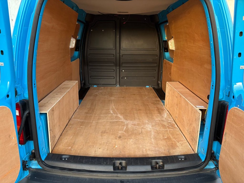 Used Volkswagen Caddy Maxi 2015 for sale - 77027084: Photo 26