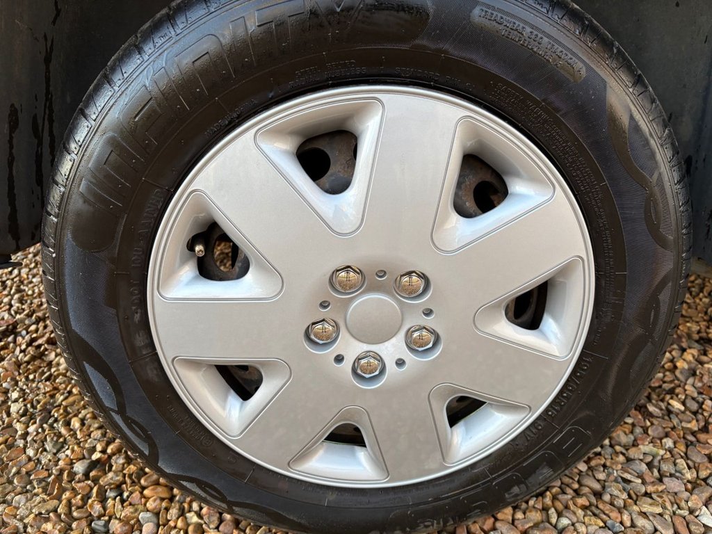 Used Volkswagen Caddy Maxi 2015 for sale - 77027084: Photo 27