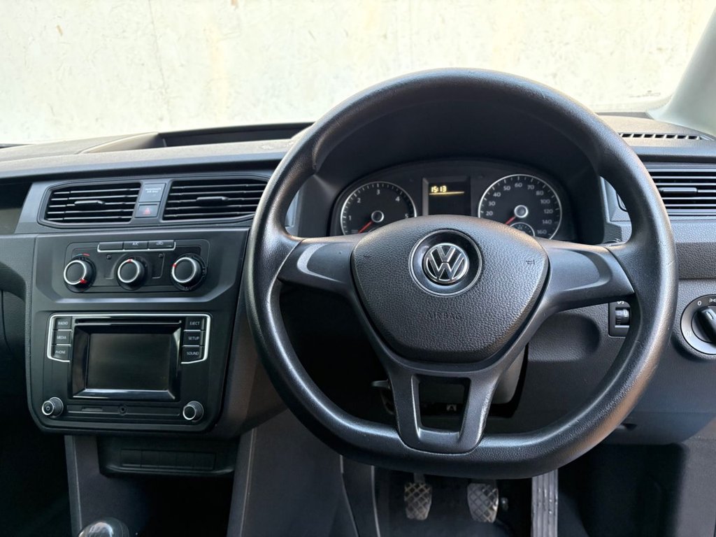 Used Volkswagen Caddy Maxi 2015 for sale - 77027084: Photo 3