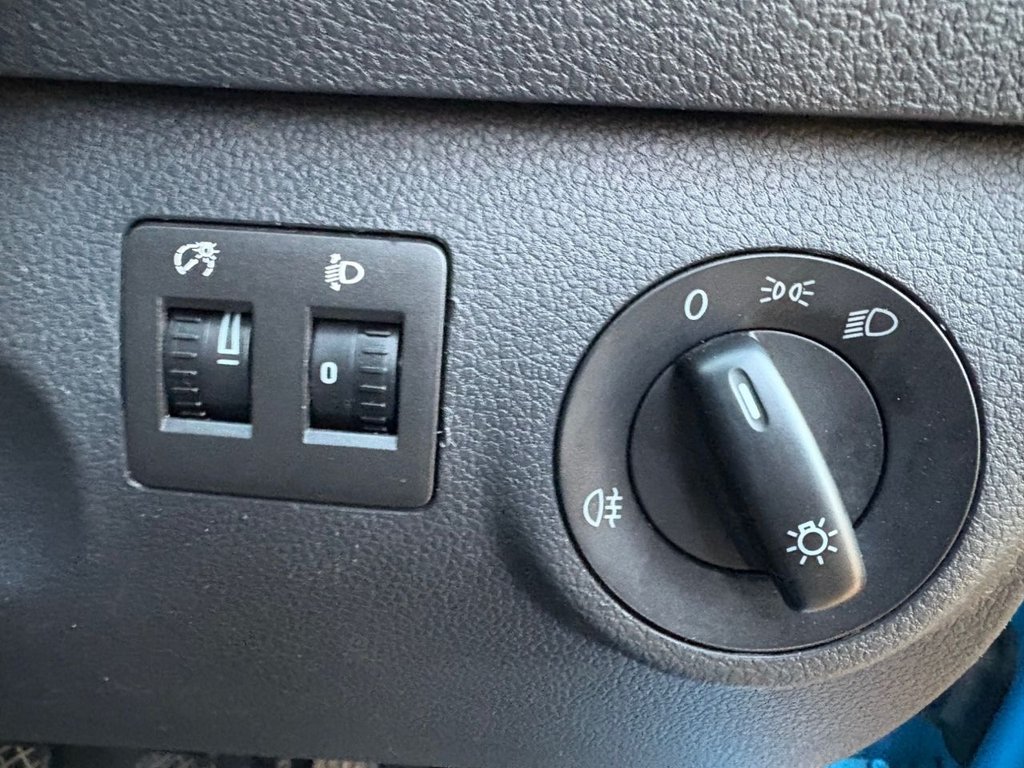 Used Volkswagen Caddy Maxi 2015 for sale - 77027084: Photo 32