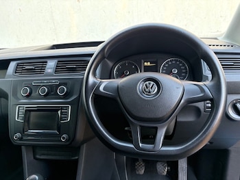 Used Volkswagen Caddy Maxi 2015 for sale - 77027084: Photo