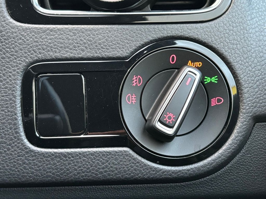 Used Volkswagen Polo 2016 for sale - 77139859: Photo 34