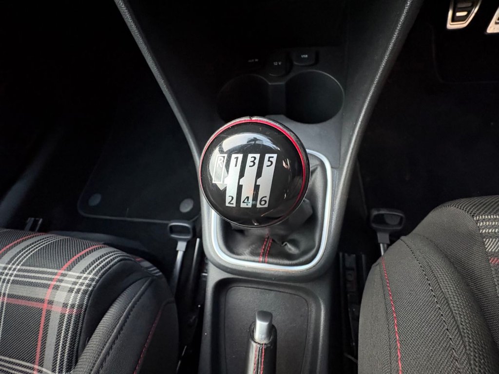 Used Volkswagen Polo 2016 for sale - 77139859: Photo 35