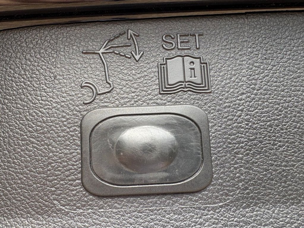 Used Ford Kuga 2014 for sale - 77026961: Photo 15