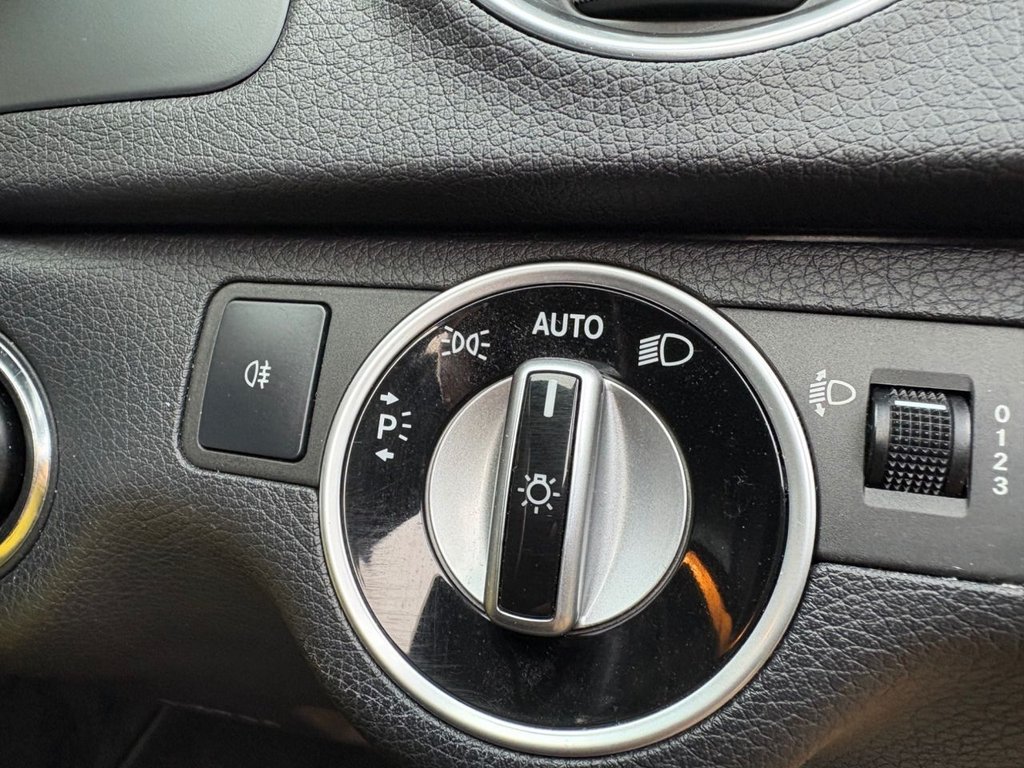 Used Mercedes-Benz C Class 2013 for sale - 77250270: Photo 35