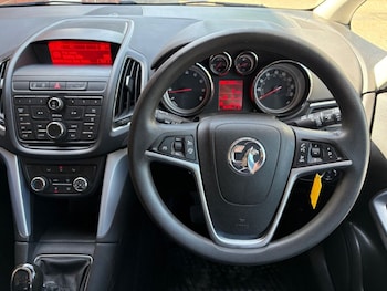 Used Vauxhall Zafira 2015 for sale - 78575288: Photo