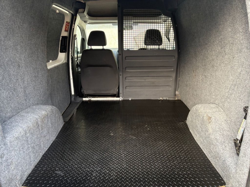 Used Volkswagen Caddy 2015 for sale - 77534145: Photo 17