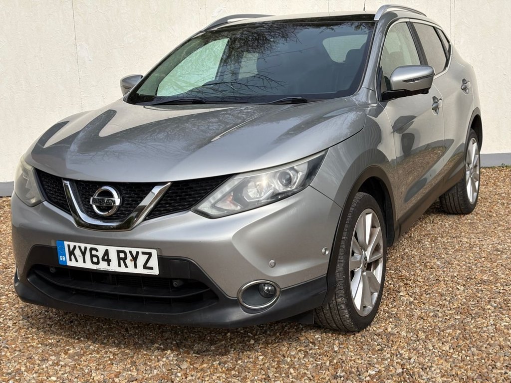 Used Nissan Qashqai 2015 for sale - 77959798: Photo 2