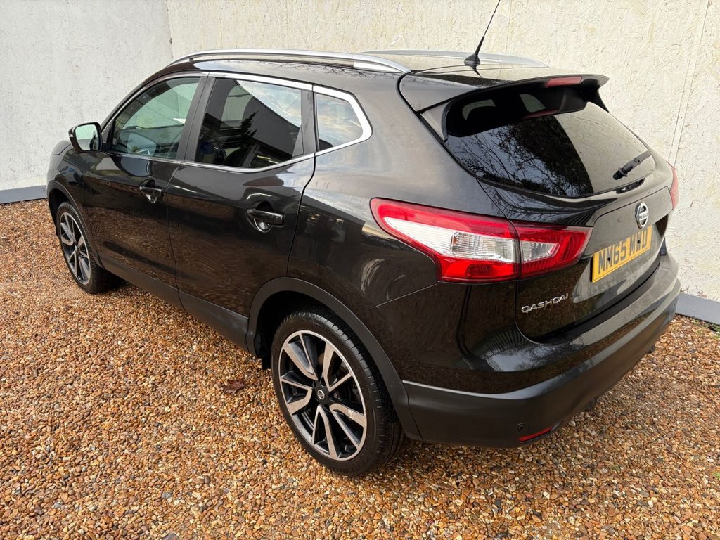 Used Nissan Qashqai 2015 for sale - 77341927: Photo 16