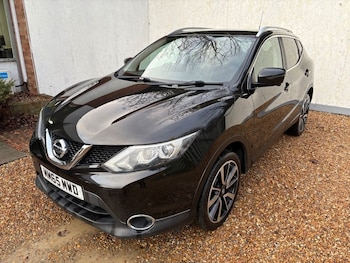 Used Nissan Qashqai 2015 for sale - 77341927: Photo