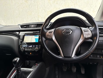 Used Nissan Qashqai 2015 for sale - 77341927: Photo