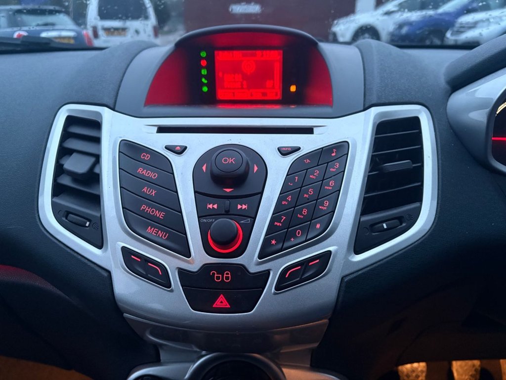 Used Ford Fiesta 2012 for sale - 77620983: Photo 16