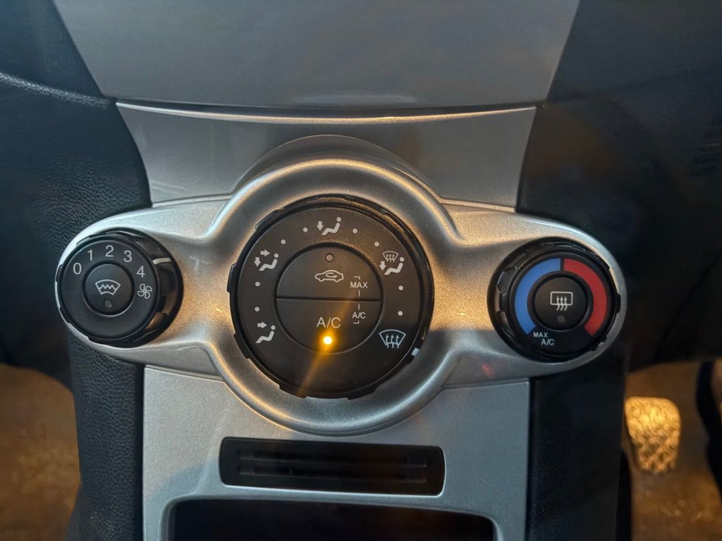 Used Ford Fiesta 2012 for sale - 77620983: Photo 17