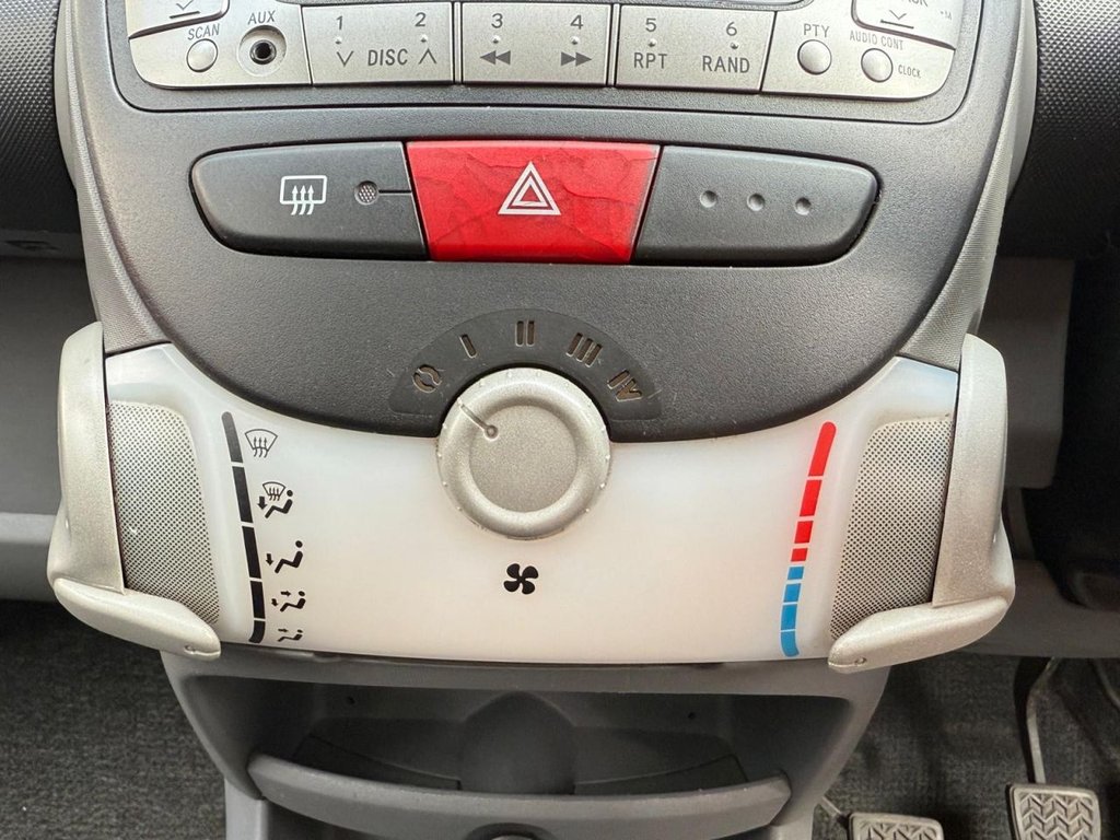 Used Toyota AYGO 2008 for sale - 77121479: Photo 12