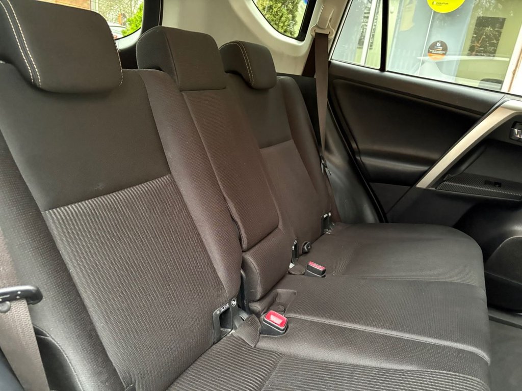 Used Toyota RAV4 2014 for sale - 77792109: Photo 11