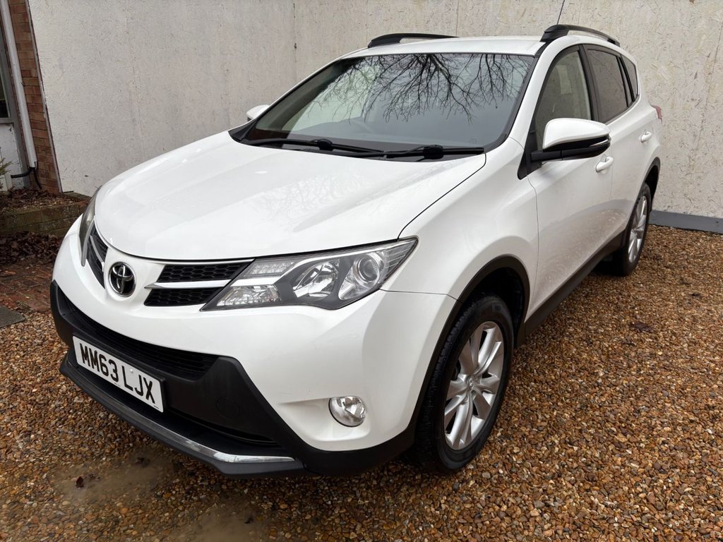 Used Toyota RAV4 2014 for sale - 77792109: Photo 2