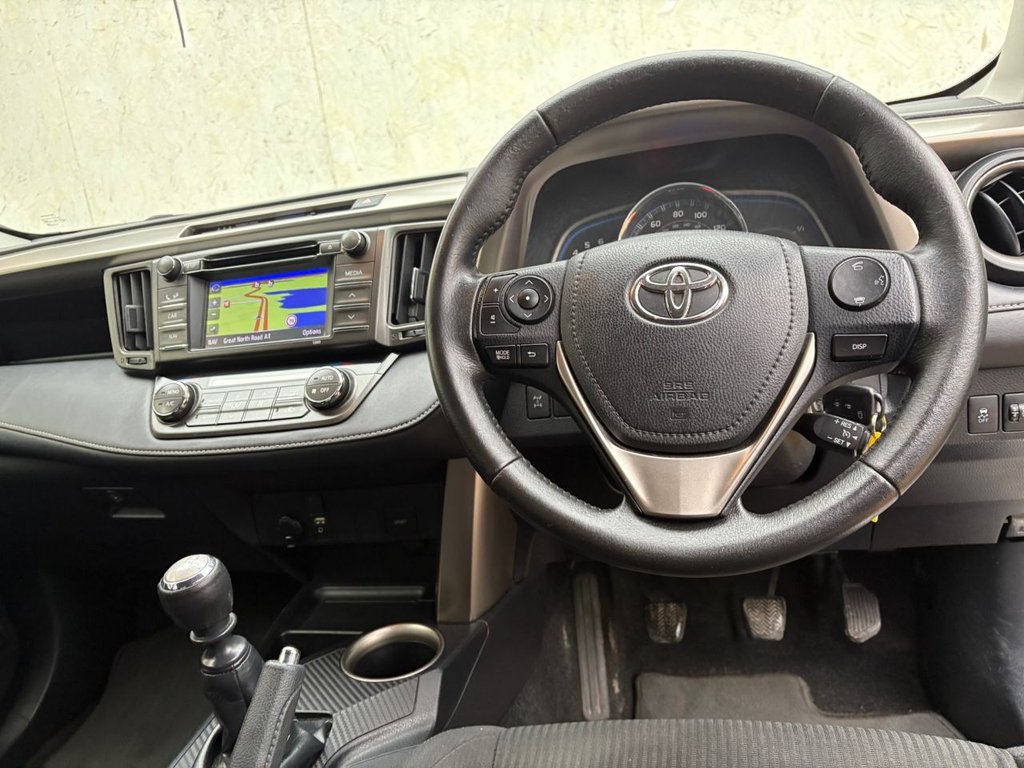 Used Toyota RAV4 2014 for sale - 77792109: Photo 3
