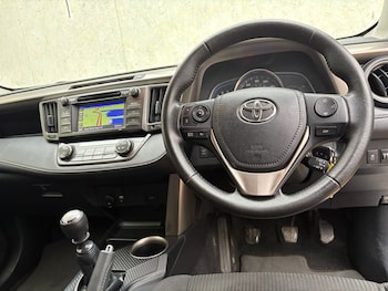 Used Toyota RAV4 2014 for sale - 77792109: Photo