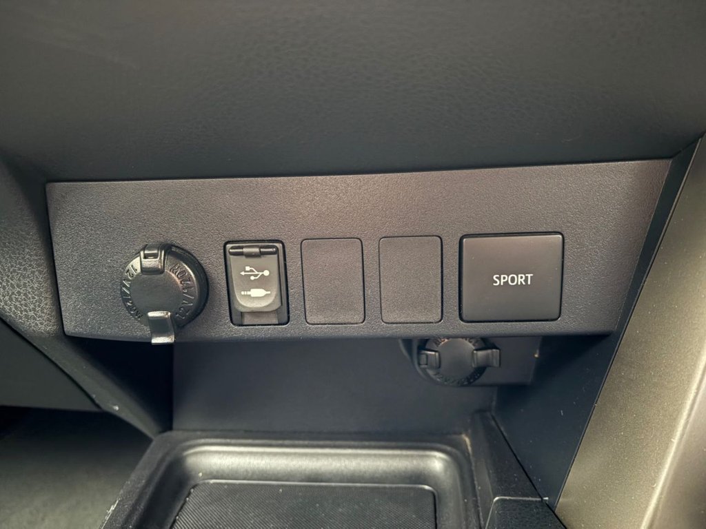 Used Toyota RAV4 2014 for sale - 77792109: Photo 41