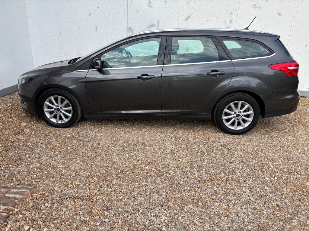 Used Ford Focus 2017 for sale - 77027077: Photo 10