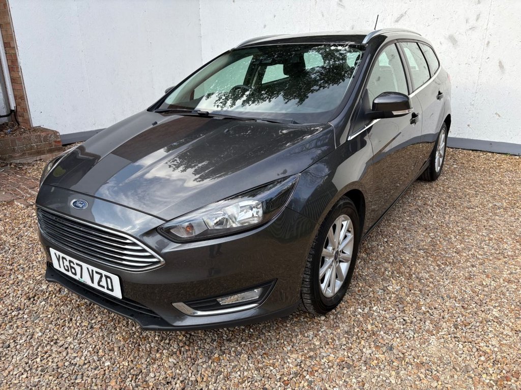 Used Ford Focus 2017 for sale - 77027077: Photo 2