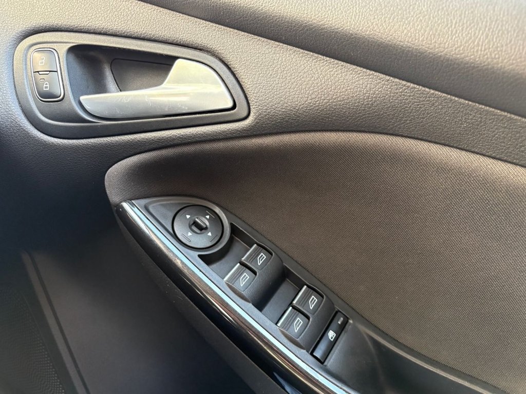 Used Ford Focus 2017 for sale - 77027077: Photo 33