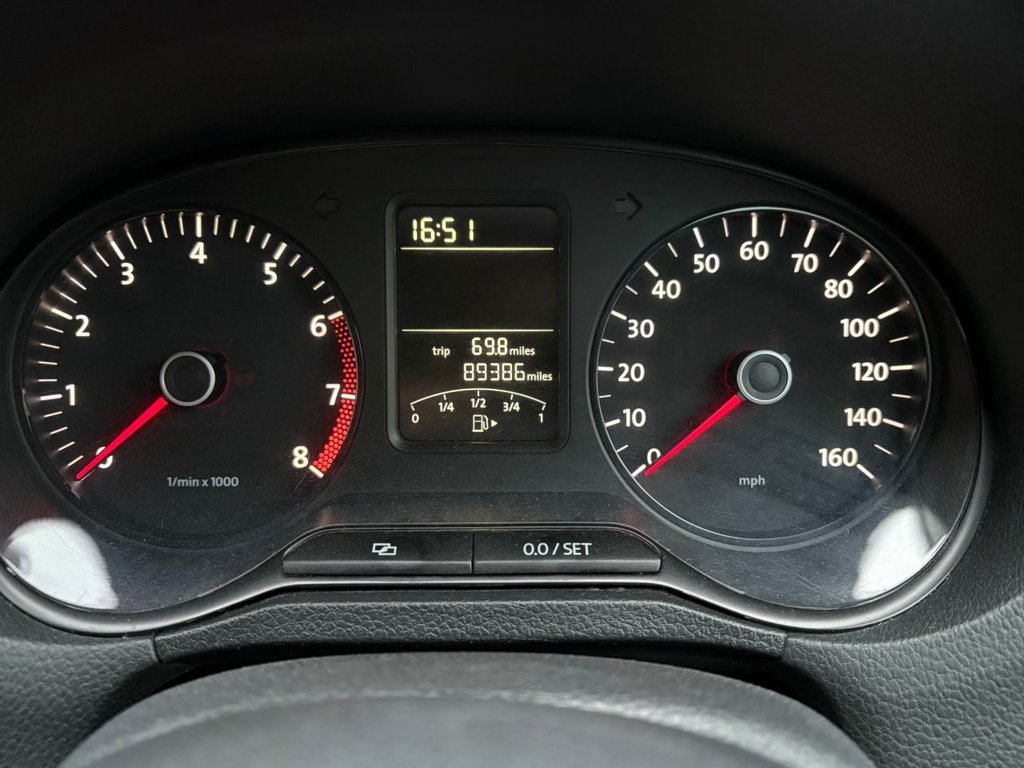 Used Volkswagen Polo 2010 for sale - 77547141: Photo 18