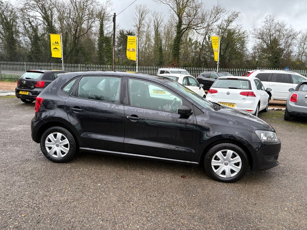 Used Volkswagen Polo 2010 for sale - 77547141: Photo 8