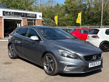 Used Volvo V40 2015 for sale - 78575286: Photo