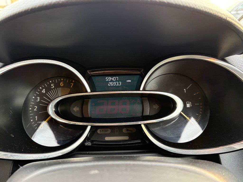 Used Renault Clio 2014 for sale - 77967292: Photo 10