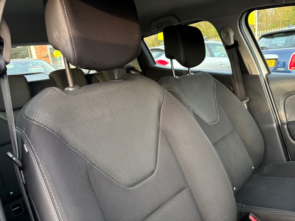 Used Renault Clio 2014 for sale - 77967292: Photo 20