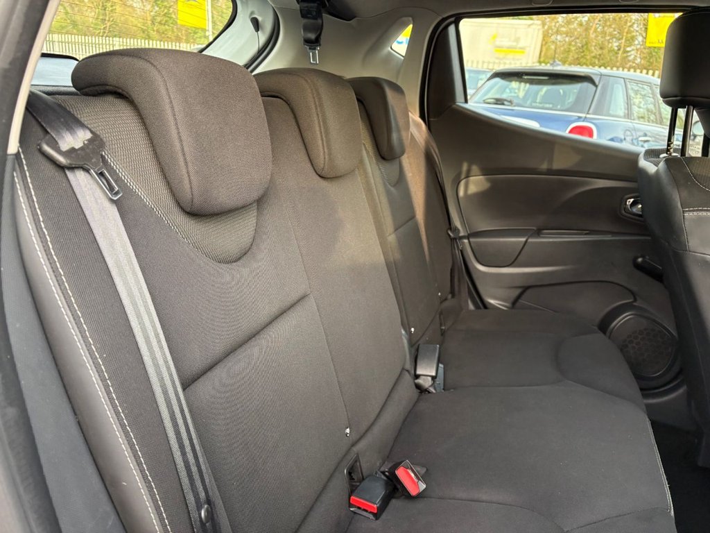 Used Renault Clio 2014 for sale - 77967292: Photo 21