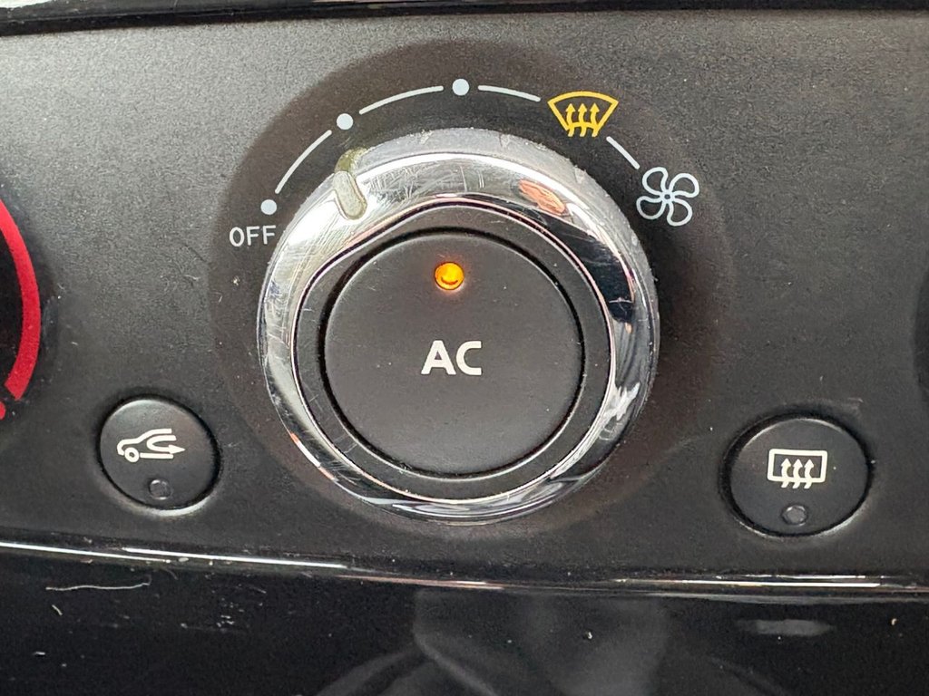 Used Renault Clio 2014 for sale - 77967292: Photo 3