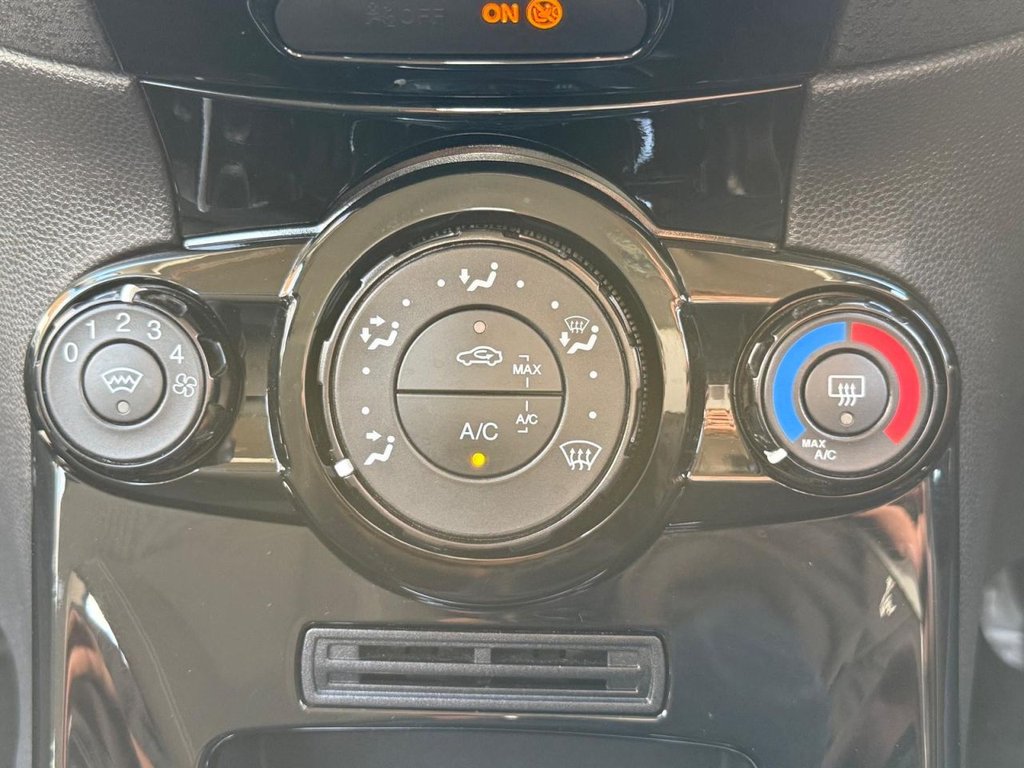 Used Ford Fiesta 2016 for sale - 77027025: Photo 6