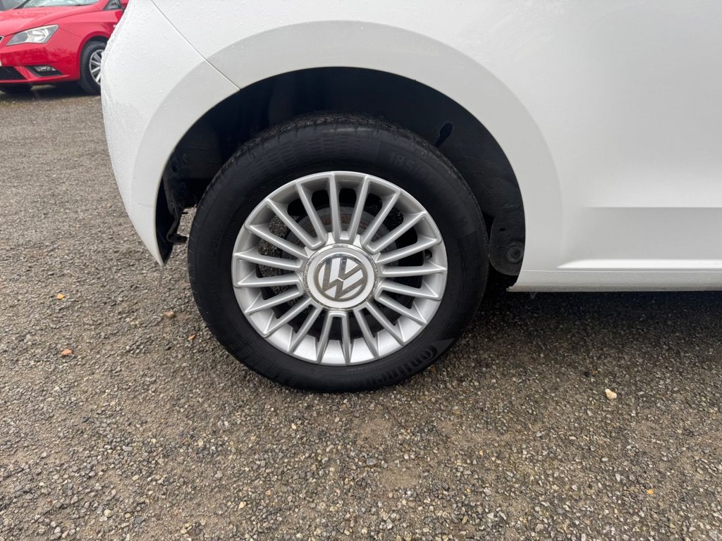 Used Volkswagen up! 2013 for sale - 77905347: Photo 16