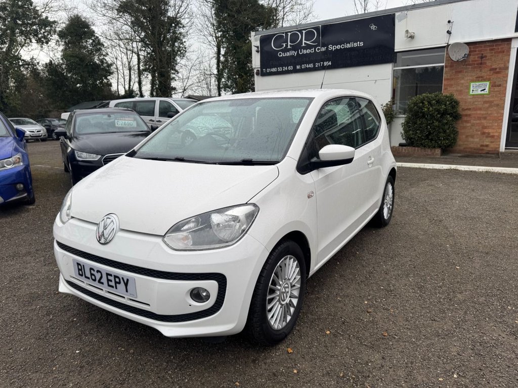 Used Volkswagen up! 2013 for sale - 77905347: Photo 2