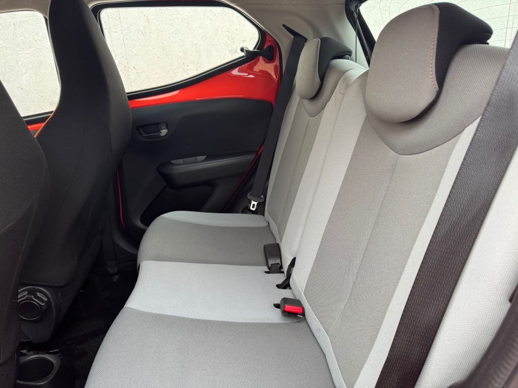 Used Toyota AYGO 2014 for sale - 77026975: Photo 31