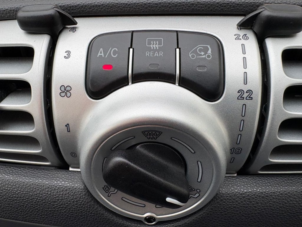 Used smart fortwo 2009 for sale - 77967282: Photo 16