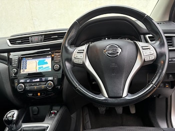 Used Nissan Qashqai 2014 for sale - 77621643: Photo