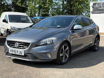 Used Volvo V40 2015 for sale - 78458261: Photo