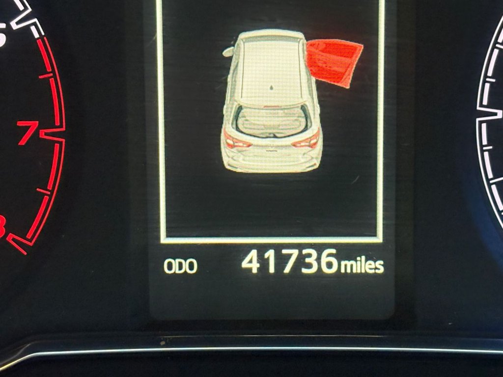 Used Toyota Yaris 2017 for sale - 77038000: Photo 13