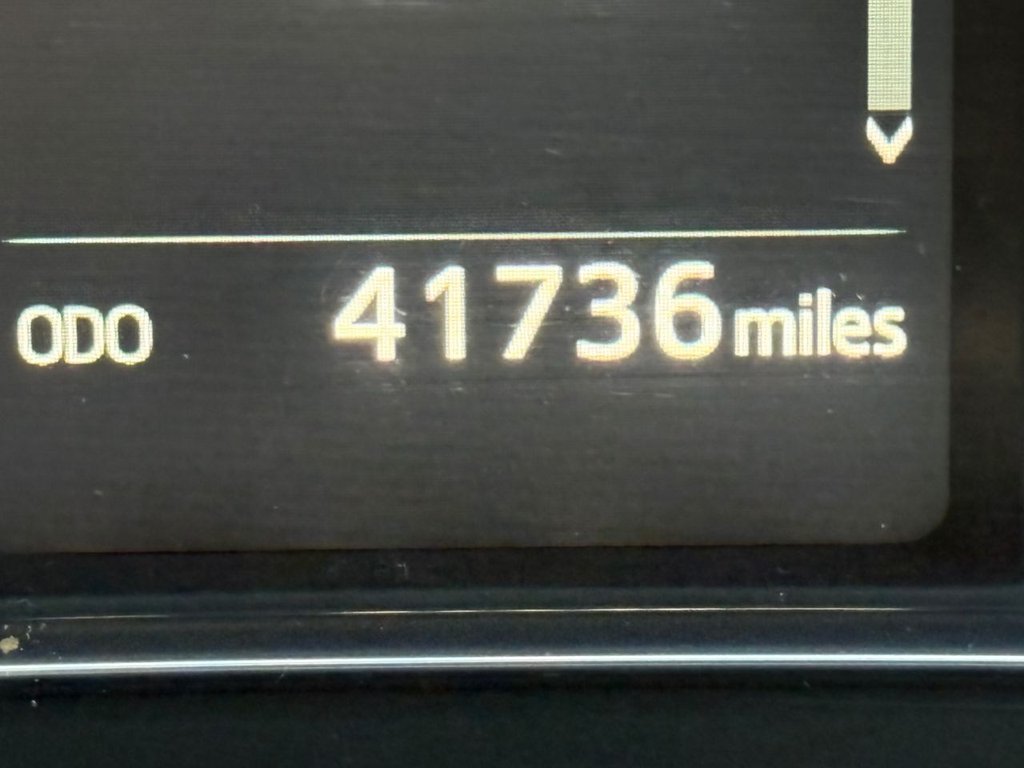 Used Toyota Yaris 2017 for sale - 77038000: Photo 26