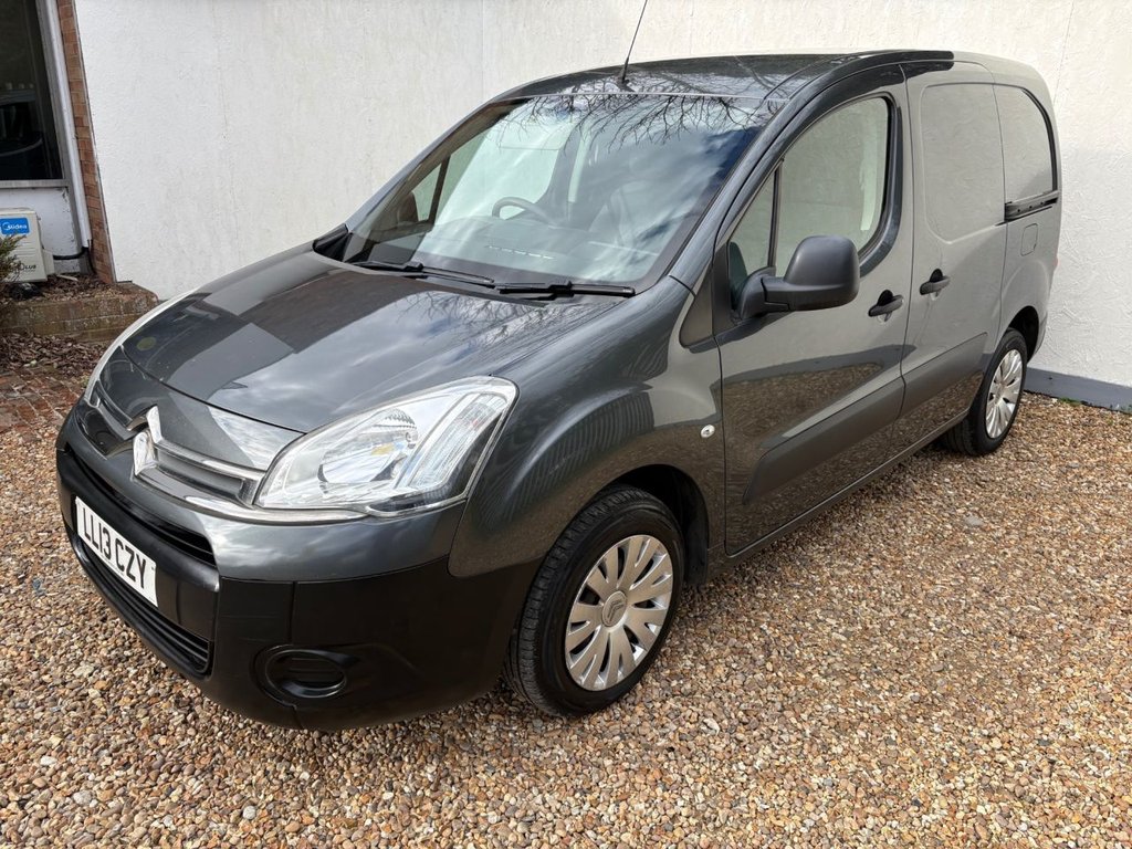 Used Citroen Berlingo 2013 for sale - 77836050: Photo 2