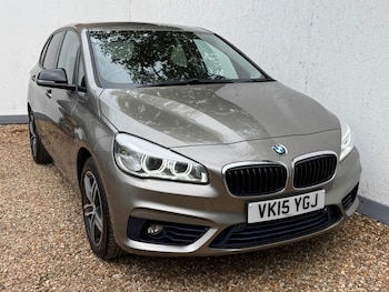 Used BMW 2 Series 2015 for sale - 77026877: Photo
