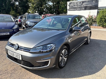 Used Volkswagen Golf 2019 for sale - 79587084: Photo