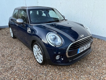 Used MINI Hatch 2017 for sale - 77171615: Photo