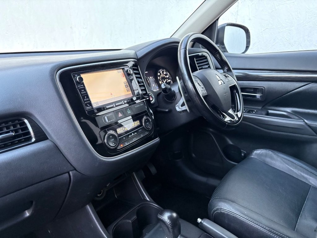 Used Mitsubishi Outlander 2016 for sale - 78167685: Photo 10