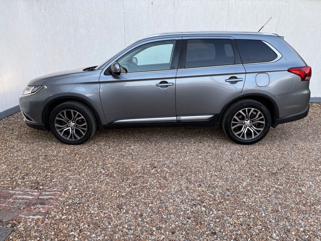 Used Mitsubishi Outlander 2016 for sale - 78167685: Photo 9