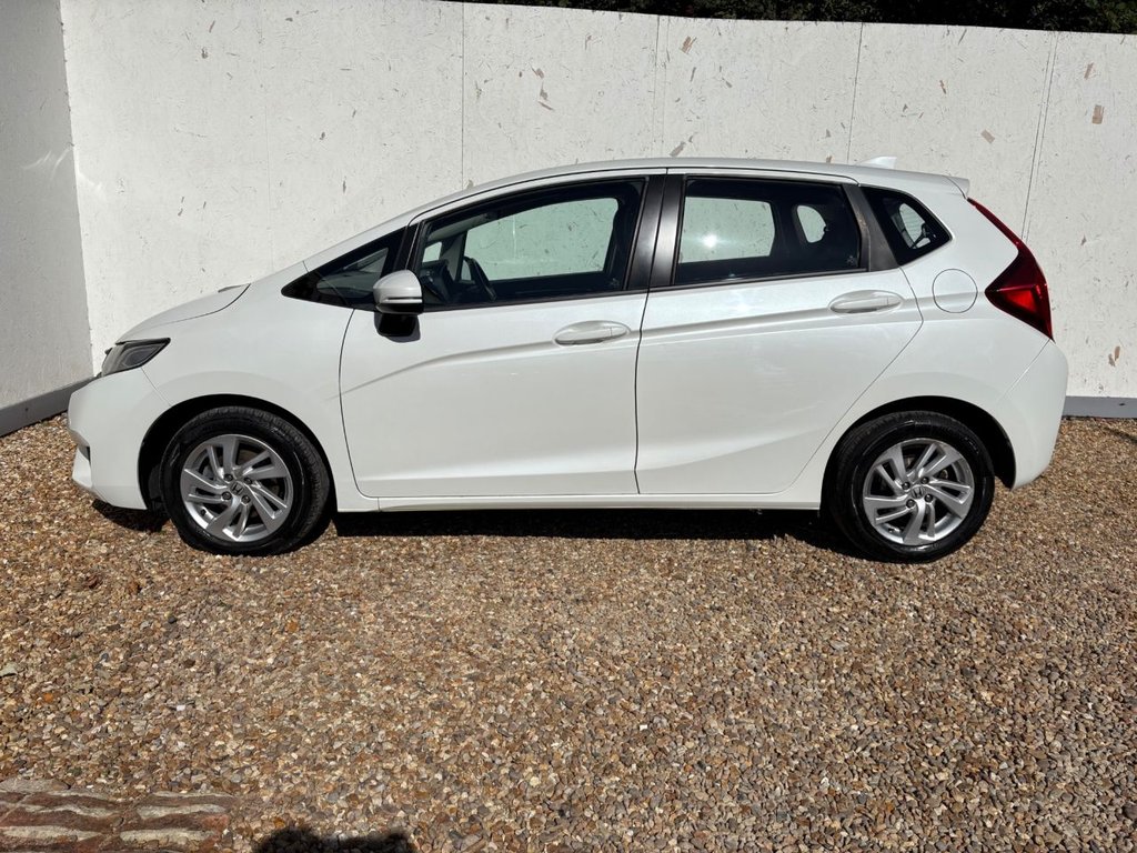 Used Honda Jazz 2017 for sale - 77027081: Photo 10