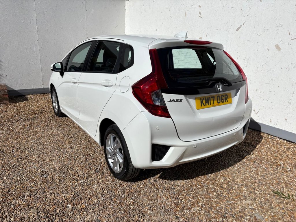 Used Honda Jazz 2017 for sale - 77027081: Photo 15